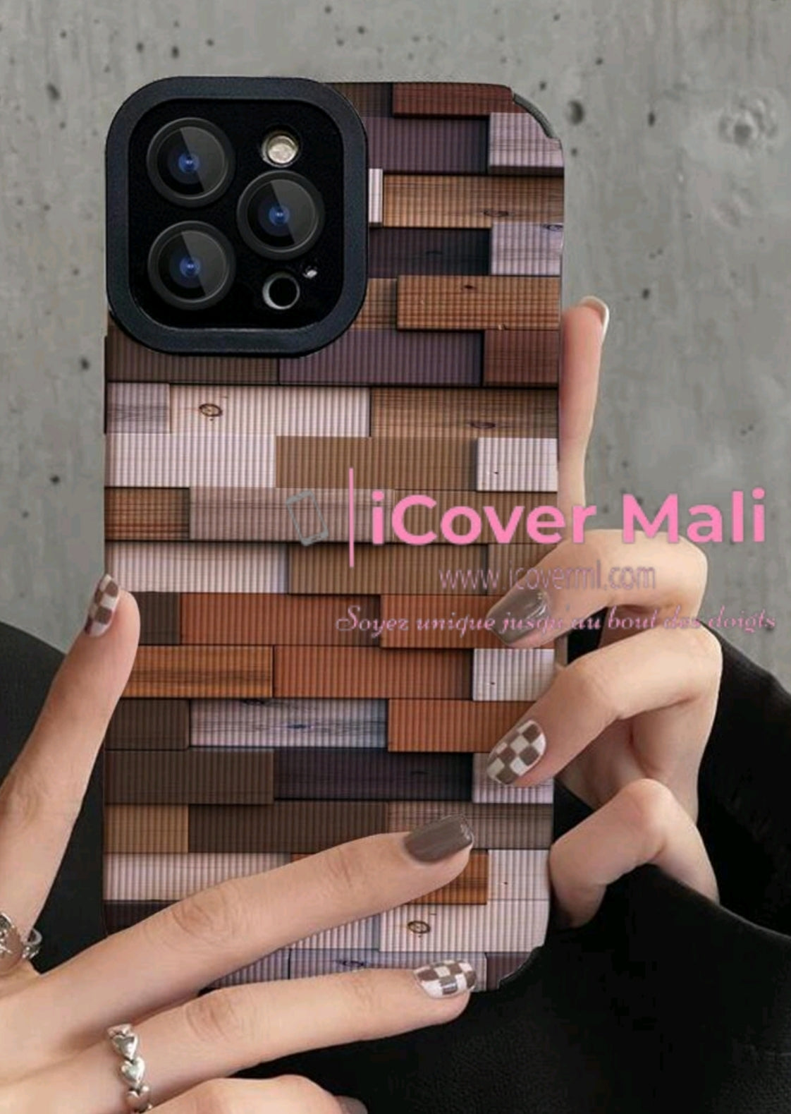 Coque avec motif carreaux