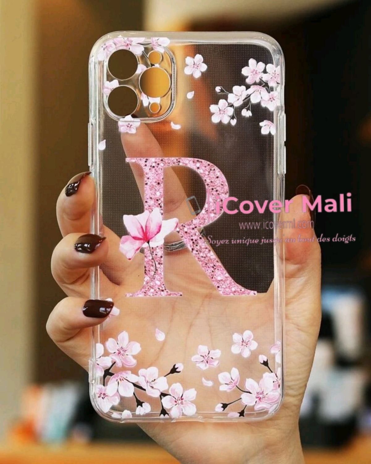 Coque transparente à motif floral, lettre R